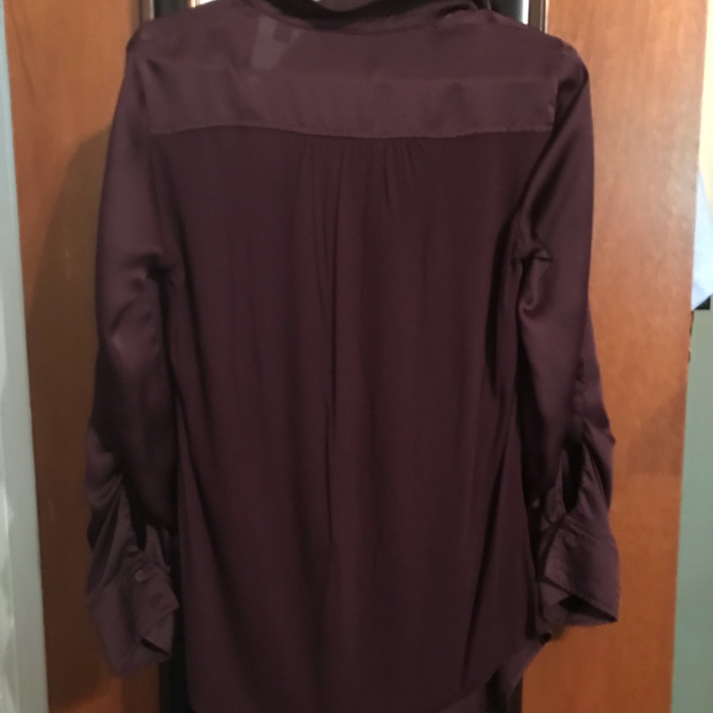 Deep plum colored dress shirt. Size M. NY&CO